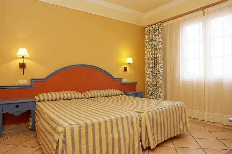 Grupotel Playa Club Son Xoriguer Apartahotel